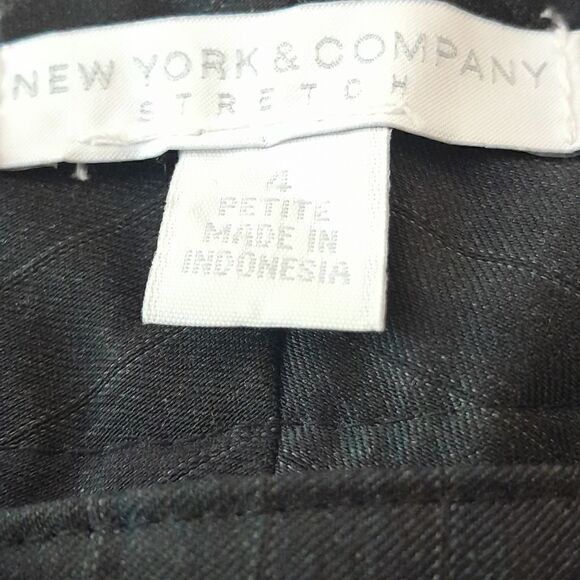 New York and Company Stretch Pants..Size 4P - Picture 2 of 4
